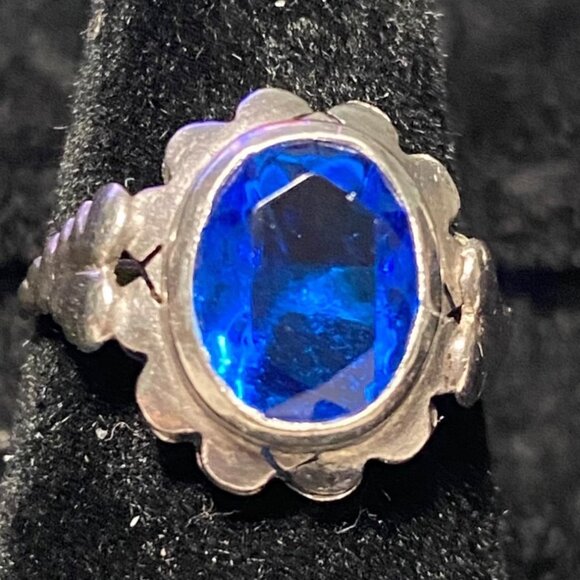 Ring Size 4.5 Blue Glass Faceted Vintage Jewelry Sterling Silver Tested - Picture 1 of 16